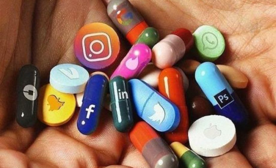 Tout savoir sur l&rsquo;addiction aux réseaux sociaux